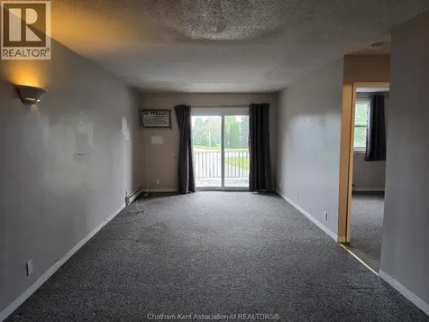 12 Montgomery Drive Wallaceburg ON N8A 5B5
