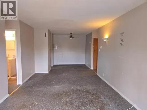 12 Montgomery Drive Wallaceburg ON N8A 5B5