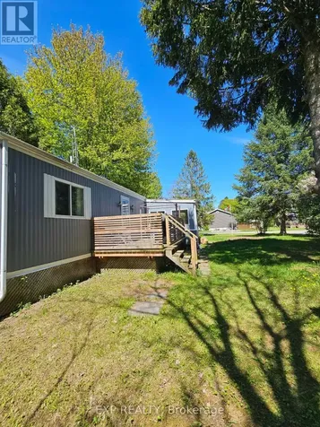 108 Hutt Road Augusta ON K6V 5T2
