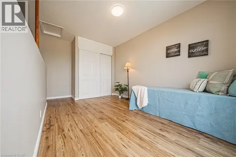 67 Valleyview Road Kitchener ON N2E 3J1
