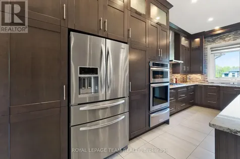 217 Shamus Way Ottawa ON K0A 1L0