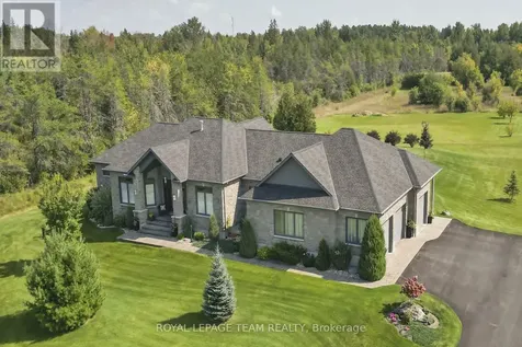 217 Shamus Way Ottawa ON K0A 1L0