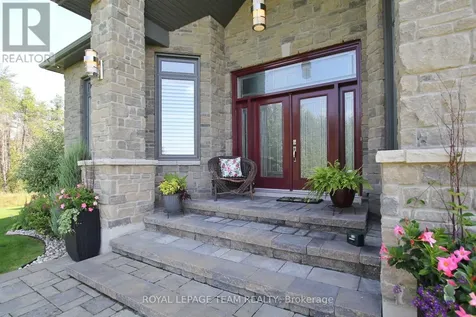 217 Shamus Way Ottawa ON K0A 1L0