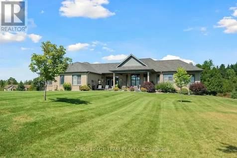 217 Shamus Way Ottawa ON K0A 1L0