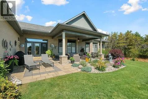 217 Shamus Way Ottawa ON K0A 1L0