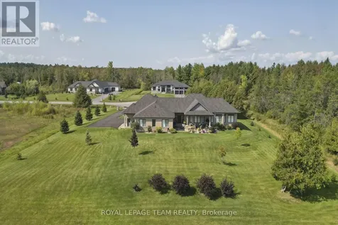 217 Shamus Way Ottawa ON K0A 1L0