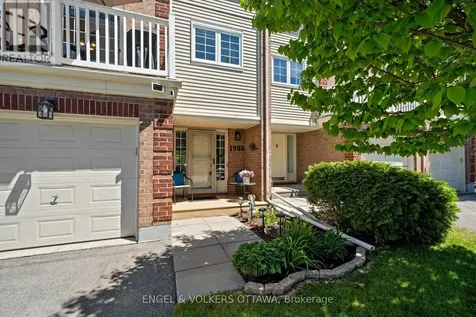 1986 Summerfields Crescent Ottawa ON K1C 7B4