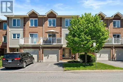 1986 Summerfields Crescent Ottawa ON K1C 7B4