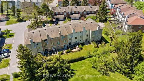 1986 Summerfields Crescent Ottawa ON K1C 7B4