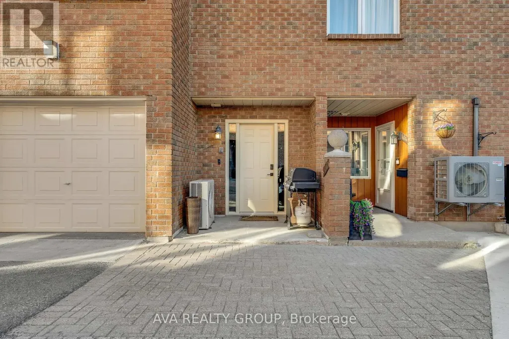 106 Stratas Court North Ottawa ON K2L 3K4