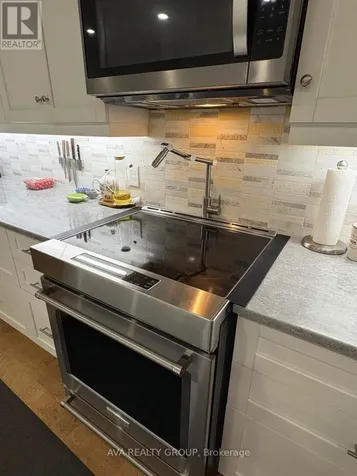 106 Stratas Court North Ottawa ON K2L 3K4