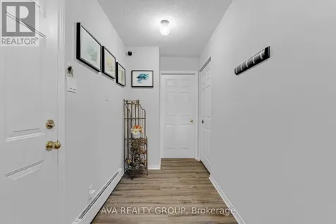 106 Stratas Court North Ottawa ON K2L 3K4