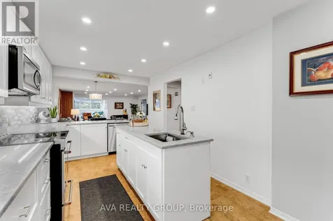 106 Stratas Court North Ottawa ON K2L 3K4