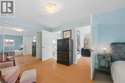 50 Lewis Crescent Kitchener ON N2A 2T6