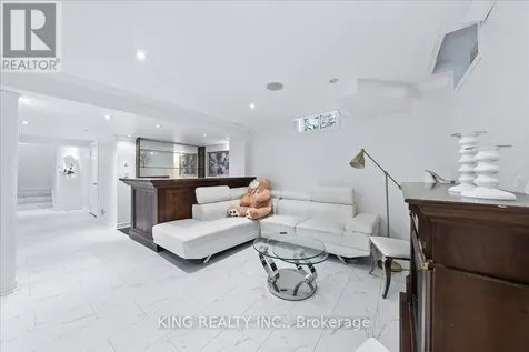76 Blackburn Drive Brantford ON N3T 6R9
