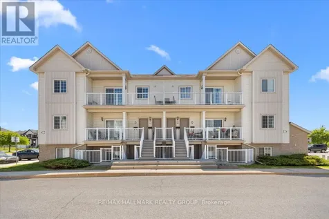 102 Artesa Private Ottawa ON K2S 0J8
