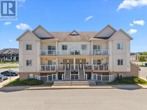 102 Artesa Private Ottawa ON K2S 0J8