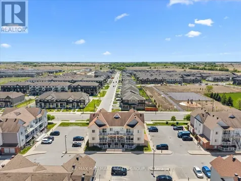 102 Artesa Private Ottawa ON K2S 0J8