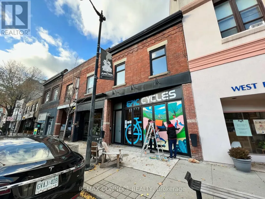 2828 Dundas Street West Toronto (junction Area) ON M6P 1Y7