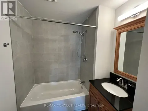 2828 Dundas Street West Toronto (junction Area) ON M6P 1Y7