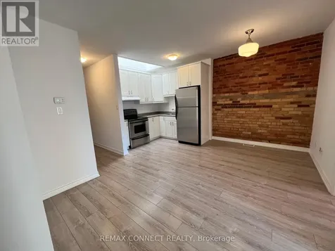 2828 Dundas Street West Toronto (junction Area) ON M6P 1Y7