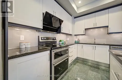 31 Avondale Avenue Toronto (willowdale East) ON M2N 7C1