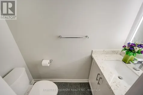 31 Avondale Avenue Toronto (willowdale East) ON M2N 7C1