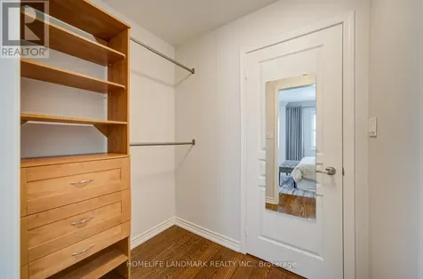 31 Avondale Avenue Toronto (willowdale East) ON M2N 7C1
