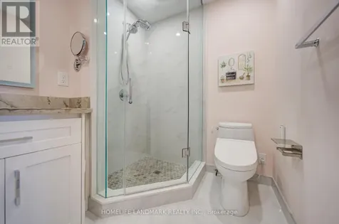 31 Avondale Avenue Toronto (willowdale East) ON M2N 7C1