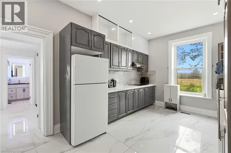 1133 Brealey Drive Peterborough ON K9K 0C1