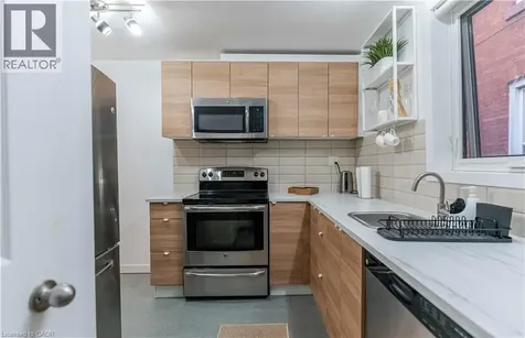 329 Main Street West Hamilton ON L8P 1K1