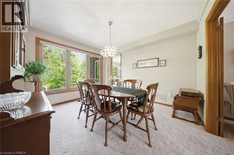 10 Riva Ridge Brantford ON N3P 1R9
