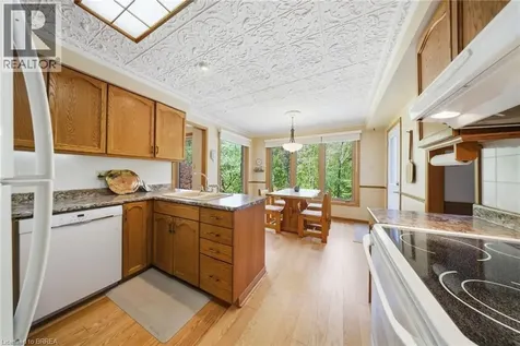 10 Riva Ridge Brantford ON N3P 1R9