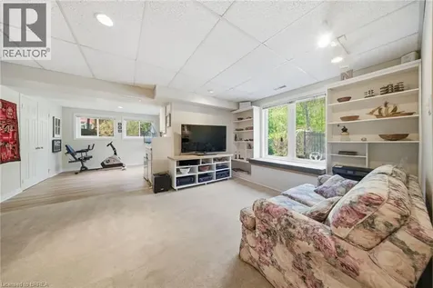 10 Riva Ridge Brantford ON N3P 1R9