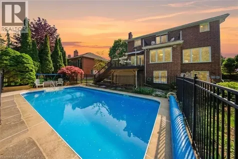 10 Riva Ridge Brantford ON N3P 1R9