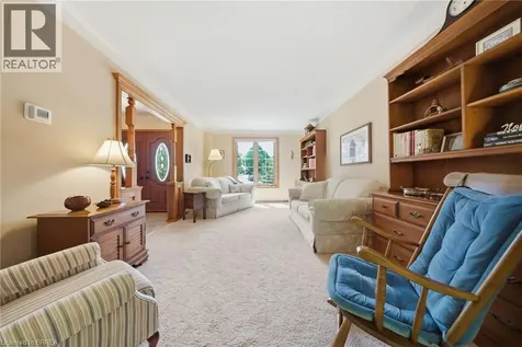 10 Riva Ridge Brantford ON N3P 1R9