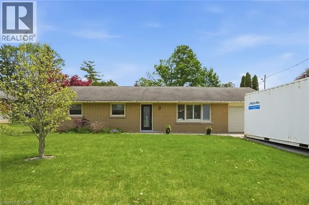 6 Stewart Drive Burford ON N0E 1A0