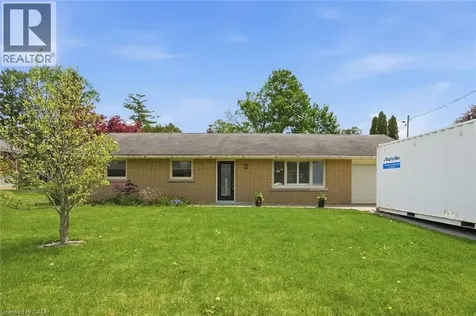 6 Stewart Drive Burford ON N0E 1A0
