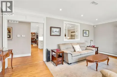 6 Stewart Drive Burford ON N0E 1A0