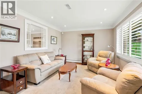 6 Stewart Drive Burford ON N0E 1A0