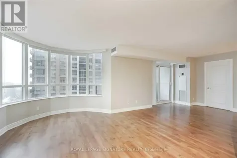 15 Northtown Way Toronto (willowdale East) ON M2N 7A2