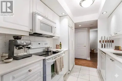 15 Northtown Way Toronto (willowdale East) ON M2N 7A2