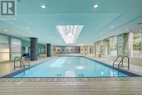 15 Northtown Way Toronto (willowdale East) ON M2N 7A2