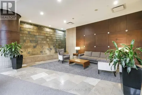 15 Northtown Way Toronto (willowdale East) ON M2N 7A2