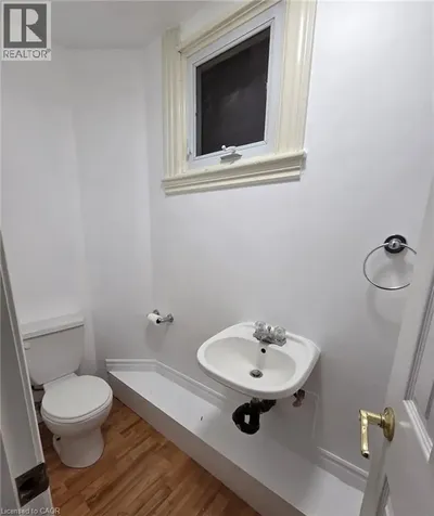 7 King Street North Waterloo ON N2J 2W6