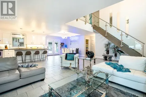 961 Shore Lane Wasaga Beach ON L9Z 2B8