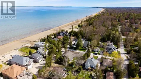 961 Shore Lane Wasaga Beach ON L9Z 2B8