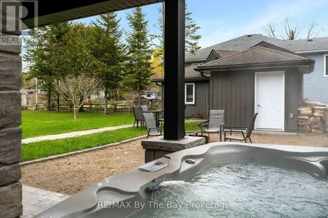 961 Shore Lane Wasaga Beach ON L9Z 2B8