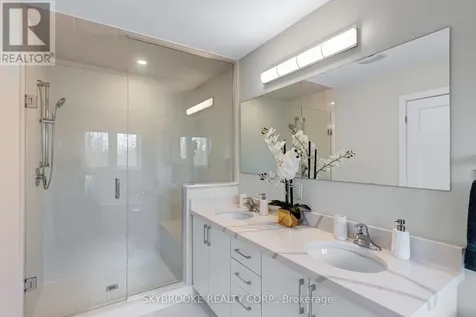 190 Crosswinds Boulevard Blue Mountains ON L9Y 5S9