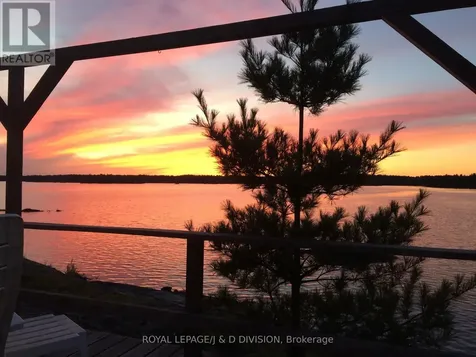 4446 Is 107 Stoney Lake Island North Kawartha ON K0L 2H0